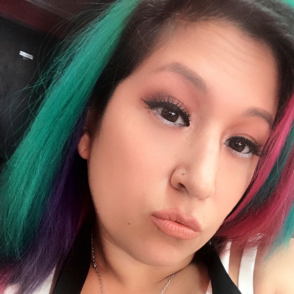 Meet your Posher, Rebecca